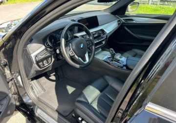 BMW Seria 5 G30-G31 Touring 520d 190KM 2018 BMW Seria 5 520d High Executive full led, panorama 2.0 Diesel 190KM, zdjęcie 7