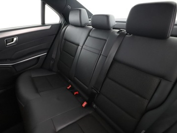 Mercedes Klasa E W212 Limuzyna Facelifting 200 184KM 2014 Mercedes E 200 automat navi skóra el. fotele full, zdjęcie 16