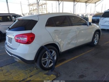 Mercedes GLA I 2017 Mercedes-Benz GLA 2018 MERCEDES-BENZ GLA 250 4MATIC 2.0 Benzyna 208KM, zdjęcie 8