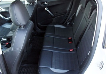 Peugeot 2008 I SUV Facelifting 1.2 PureTech 130KM 2018 Peugeot 2008 1.2 130 KM Allure MirrorScreen Czujniki Navi Panorama Salon PL, zdjęcie 13