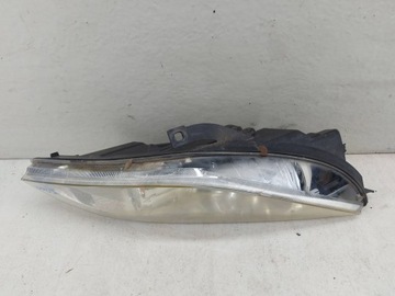 MITSUBISHI COLT 04-08 PRAVÁ SVĚTLO PŘEDNÍ SVĚTLOMET