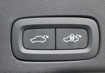 Volvo XC60 II Crossover Facelifting 2.0 B5 250KM 2024 Volvo XC 60 B5 AWD Hybrid Benzyn 25014KM Plus Dark LIFT Android Salon POLS, zdjęcie 18