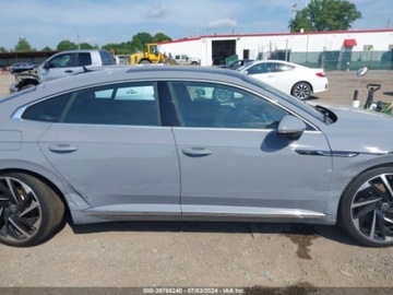 Volkswagen Arteon 2023 Volkswagen Arteon 2023r, 2.0T, R-Line, 4x4 2.0 Benzyna 300KM, zdjęcie 3