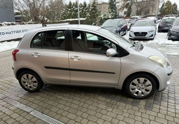 Toyota Yaris 2006 Toyota Yaris 1,3 87KM Klimatyzacka Kola latozima 1.3 Benzyna 87KM, zdjęcie 4