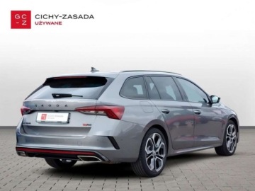 Skoda Octavia IV RS Kombi 2.0 TSI 245KM 2023 Skoda Octavia RS 2.0 TSI 245KM DSG FV 23 2.0 Benzyna 245KM, zdjęcie 4