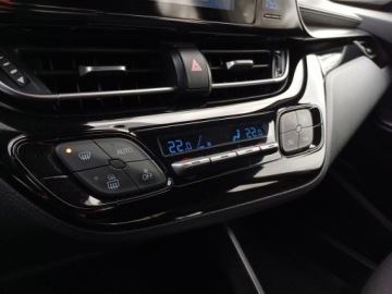 Toyota C-HR I Crossover 1.8 Hybrid 122KM 2018 Toyota C-HR 1.8 Hybrid Premium 1.8 Hybrid Premium, zdjęcie 23