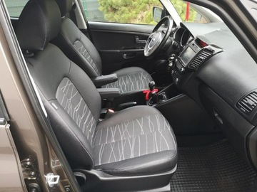 Kia Venga Mikrovan Facelifting 1.4 DOHC 90KM 2017 Kia Venga 1.4 16v 90KM Klimatr Navi Kamera Salon, zdjęcie 16