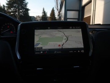 Peugeot 2008 I SUV Facelifting 1.2 PureTech 110KM 2017 Peugeot 2008 1.2 PureTech, Salon Polska, Skóra, zdjęcie 11