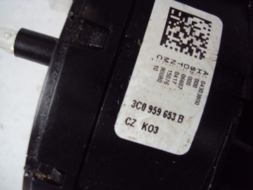 КОМБИНИРОВАННЫЙ ПЕРЕКЛЮЧАТЕЛЬ VW PASSAT B6 05-10