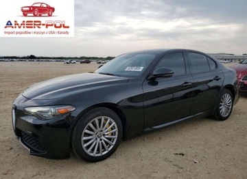 Alfa Romeo Giulia II Sedan 2.0 TBi 280KM 2018 Alfa Romeo Giulia Ti Q4 2018 2.0l 2.0 Benzyna 280KM
