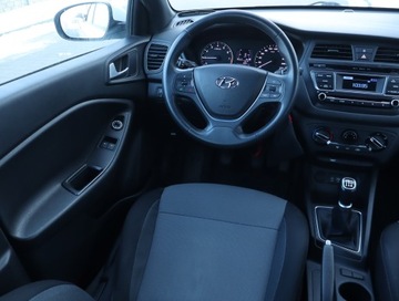 Hyundai i20 II Coupe 1.2 MPI 84KM 2017 Hyundai i20 1.2, Salon Polska, Serwis ASO, Klima, zdjęcie 6