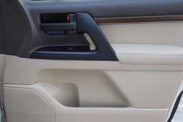 Toyota Land Cruiser VII 2019 Toyota Land Cruiser LAND CRUISER GX.R 4.6 V8 318KM 7-Miejsc LED Kamery Sko, zdjęcie 23