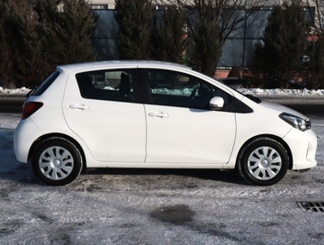 Toyota Yaris III Hatchback 5d Facelifting 1.0 VVT-i 69KM 2015 Toyota Yaris 1.0 VVT-i, Salon Polska, Klima, zdjęcie 5