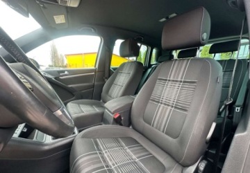 Volkswagen Tiguan I SUV Facelifting 2.0 TDI BlueMotion Technology 150KM 2016 Volkswagen Tiguan Volkswagen Tiguan 2.0 TDI SCR 4MOTION BlueMotion Technol, zdjęcie 16