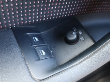 Audi A3 8P Hatchback 3d 1.6 102KM 2007 Audi A3 1.6, Klima, Klimatronic,ALU, zdjęcie 13