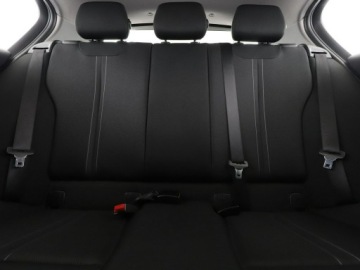 BMW Seria 1 F20-F21 Hatchback 5d Facelifting 2015 120d 190KM 2016 BMW 120 2.0d Automat Advantage Nawigacja, zdjęcie 17
