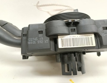 ПЕРЕКЛЮЧАТЕЛЬ ЛАМП PEUGEOT 307 96605592XT