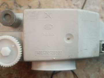 FORD ESCORT MK7 LEVÝ HALOGEN ORIGINÁLNÍ HELLA LH