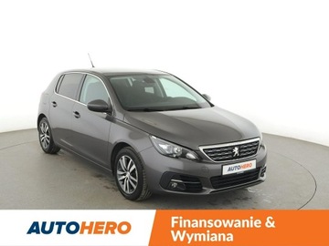 Peugeot 308 II Hatchback Facelifting 1.2 PureTech 130KM 2019 Peugeot 308 Allure automat panorama navi PDC, zdjęcie 9