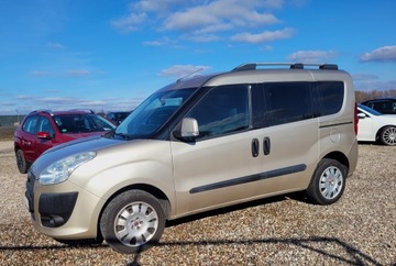 Fiat Doblo III Van 1.4 16v 95KM 2010 Fiat Doblo Benzyna z Niemiec - zarejestrowany, zdjęcie 3
