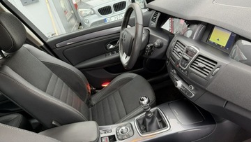 Renault Laguna III Grandtour 2.0 16v 140KM 2009 Renault Laguna 2.0 Benzyna Zarejestrowany, zdjęcie 20