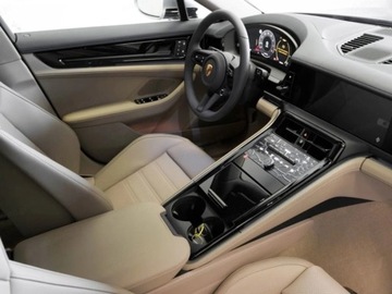 Porsche Panamera III Liftback 4 2.9 353KM 2025 PORSCHE Panamera 4 Sedan 3.0 (353KM) 2025, zdjęcie 7