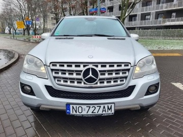 Mercedes Klasa M W164 Off-roader Facelifting 3.0 V6 (350 BlueTEC) 211KM 2009 MERCEDES-BENZ ML350 V6 3,0l diesel 211KM*4X4 4 - MATIC * 100%Bezwypadkowy, zdjęcie 1