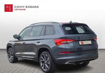 Skoda Kodiaq I SUV 2.0 TDI SCR 200KM 2021 Skoda Kodiaq 2.0TDI 200KM 4x4 Sportline HAK Kamera360 Alu20 ACC 4Podgrzew., zdjęcie 2