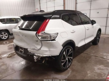 Volvo XC40 2021 Volvo XC 40 2.0 T5 250 KM, 4x4, R-Design, mala szkoda, import USA 2.0, zdjęcie 8