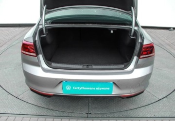 Volkswagen Passat B8 Limousine Facelifting 2.0 TDI SCR 150KM 2020 Volkswagen Passat 2.0 TDI 150KM Essence Fotele Podgrzewane Klimatyzacja 3-, zdjęcie 9