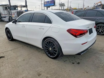 Mercedes Klasa A W177/V177 2019 Mercedes-Benz Klasa A 220 2019 2.0 Benzyna 188KM, zdjęcie 1