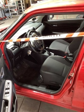 Suzuki Swift VI 2023 Suzuki Swift 1,2 HYBRYDA, tylko 35 tys. km., uszkodzony, zdjęcie 2