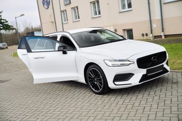 Volvo V60 II  2022 V60 __SUPER PEDANTYCZNY STAN__KUBEŁKOWE FOTELE, zdjęcie 18