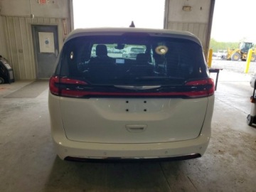 Chrysler Pacifica II 3.6 V6 291KM 2023 Chrysler Pacifica CHRYSLER PACIFICA TOURING 3.6 Benzyna 291KM, zdjęcie 4
