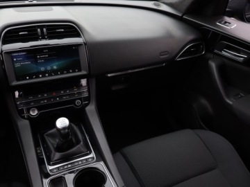 Jaguar F-Pace SUV 2.0 iD4 163KM 2019 Jaguar F-Pace E-Performance, Klima, Klimatronic, zdjęcie 7