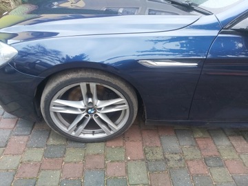BLATNÍK PŘEDNÍ LEVÝ KÓD LAK A76 BMW F06 F12 F13