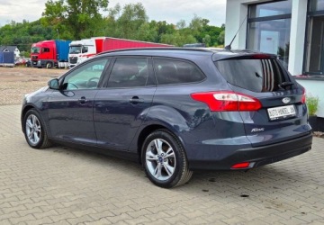 Ford Focus III Kombi Facelifting 1.6 TDCi 115KM 2014 Ford Focus 1,6 Diesel 116 km 1.6 Diesel 116KM, zdjęcie 3