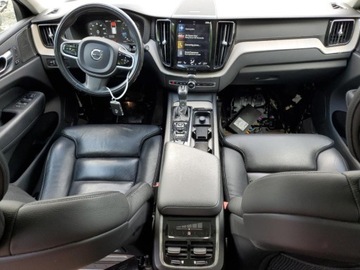 Volvo XC60 II Crossover T5 250KM 2020 Volvo XC 60 T5 Inscription 2020 2.0l 2.0 Benzyna 250KM, zdjęcie 8