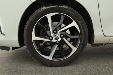 Toyota Yaris III Hatchback 5d Facelifting 2017 1.5 Dual VVT-iE 111KM 2019 Toyota Yaris 1.5 Dual VVT-i, Salon Polska, zdjęcie 18