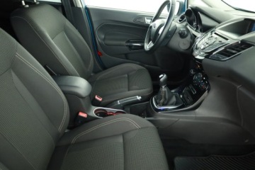 Ford Fiesta VII Hatchback 3d Facelifting 1.0 EcoBoost 140KM 2016 Ford Fiesta 1.0 EcoBoost, Salon Polska, zdjęcie 6