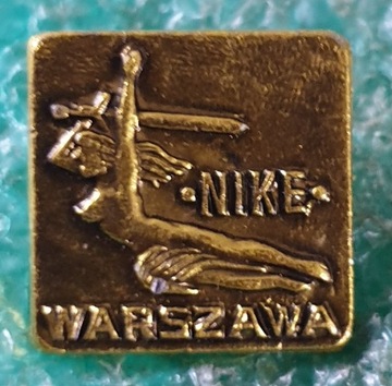 ODZNAKA NIKE WARSZAWA TURYSTYKA