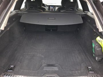 Volvo V90 II Plug-In Facelifting 2.0 T8 Plug-In Hybrid 455KM 2024 Volvo V90 Volvo V90 T8 310KM+145KM AWD Plug-In Ul, zdjęcie 29