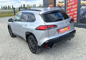 Toyota Corolla Cross 2022 Toyota Corolla Cross 4x4 Corolla Cross 2.0 benz 170KM 2022r Warszawa, zdjęcie 3