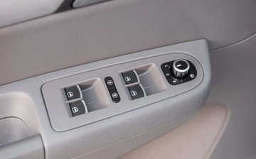 Volkswagen Sharan II Van 2.0 TSI 200KM 2014 Volkswagen Sharan 2.0B 200Ps Ledy Xenony Automat 7 Foteli Alkantara Klimat, zdjęcie 19