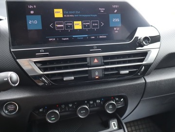 Citroen C4 III SUV 1.2 PureTech 130KM 2022 Citroen C4 1.2 PureTech, Salon Polska, zdjęcie 11