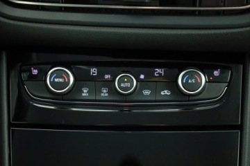 Opel 2023 Opel Grandland 1.2 Turbo, Salon Polska, zdjęcie 13