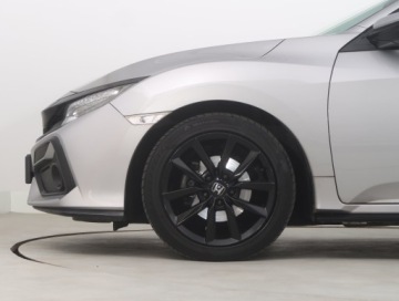 Honda Civic X Hatchback 5d 1.0 VTEC TURBO 126KM 2019 Honda Civic 1.0 VTEC Turbo, Salon Polska, Klima, zdjęcie 13