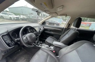 Mitsubishi Outlander III 2017 Mitsubishi Outlander 2017 Mitsubishi Outlander - W POLSCE, po oplatach i a, zdjęcie 9