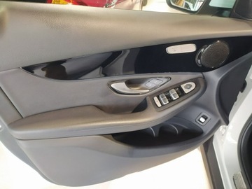 Mercedes GLC C253 SUV 2.0 250 211KM 2019 Mercedes GLC 250 2.0 210KM ,4-Matic,Automat, zdjęcie 10