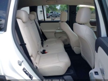 Mercedes GLB 2022 Mercedes-Benz GLB 2022 MERCEDES-BENZ GLB 250 4MATIC 2.0 Benzyna 221KM, zdjęcie 7